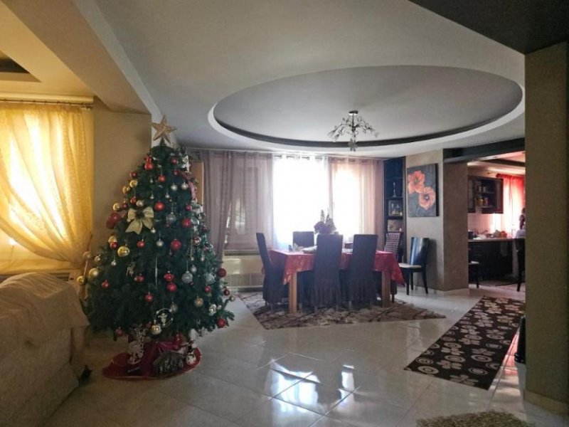 Neapoli Kreta, Neapoli: Geräumige Wohnung zu verkaufen Wohnung kaufen